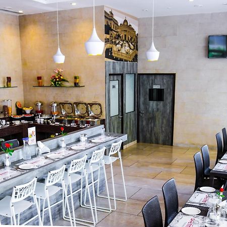 7 Apple Hotel, Βαντοντάρα Εξωτερικό φωτογραφία