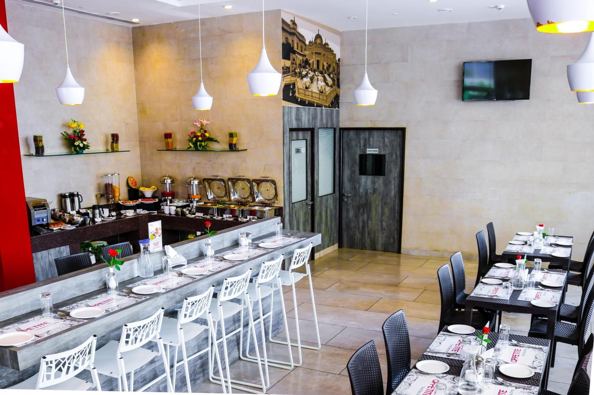 7 Apple Hotel, Βαντοντάρα Εξωτερικό φωτογραφία